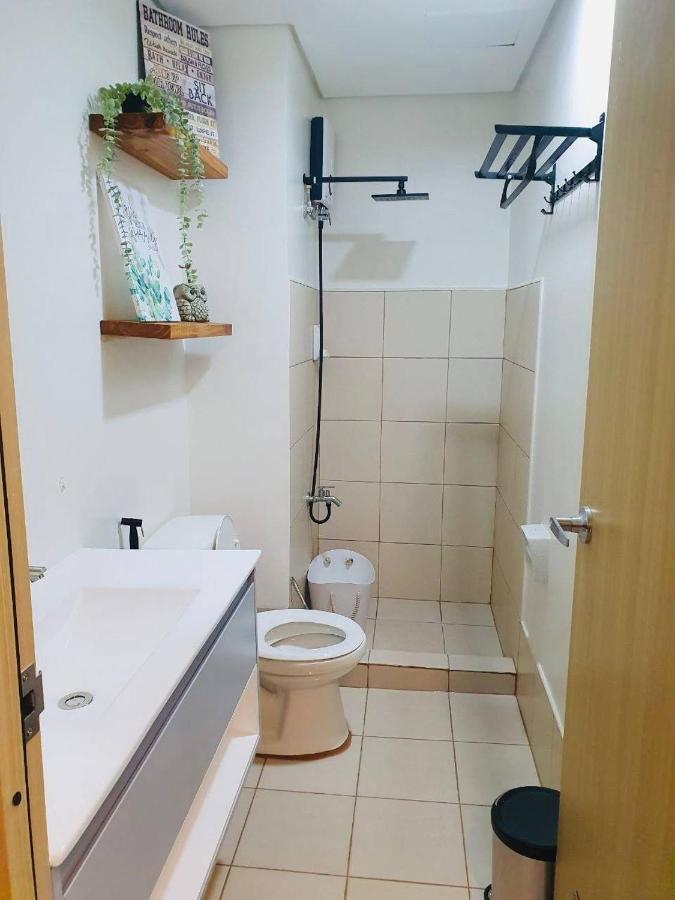 2 Bedroom Condo Vine Residences Quezon City With Pool Wifi Karaoke Board Games Netflix Экстерьер фото