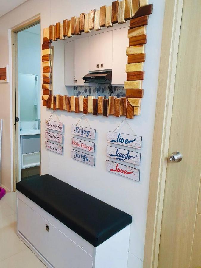 2 Bedroom Condo Vine Residences Quezon City With Pool Wifi Karaoke Board Games Netflix Экстерьер фото